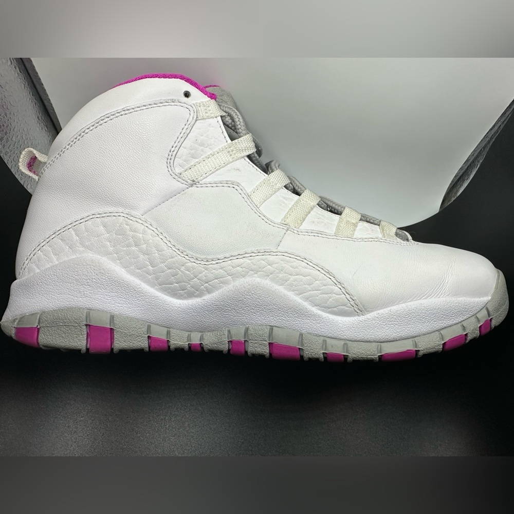 Jordan 10 Retro Maya Moore (GS) – Size 7 Youth Preowned EUC - Picture 3 of 16